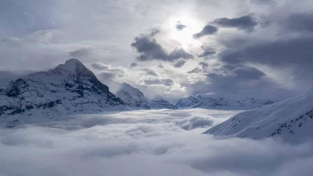 grindelwald, eiger, switzerland-1330662.jpg